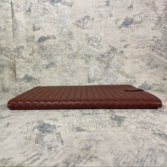 Bottega Veneta Intrecciato Nappa iPad Case - Picture 3 of 15